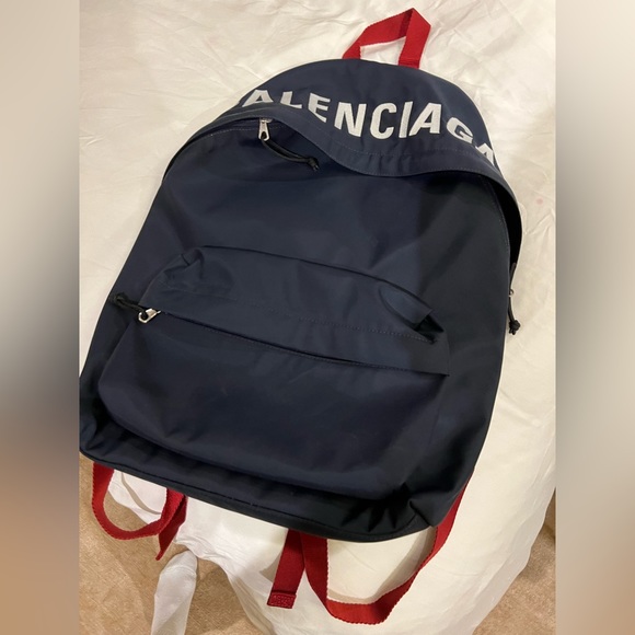 Balenciaga backpack - Picture 2 of 3